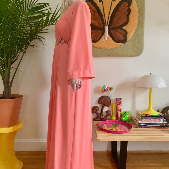 1970s Halston bell sleeve caftan jersey dress S-L - Picture 3 of 7